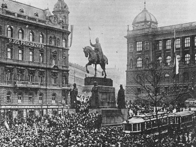 HISTORICKÉ OSMIČKY aneb co předcházelo vzniku samostatného Československa – venkovní výstava, 14.5. – 11.6. 2018